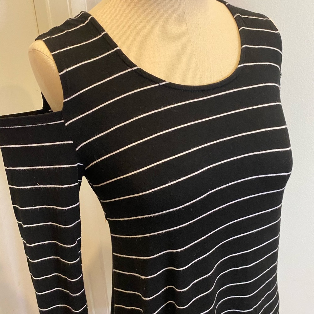 Cold Shoulder Striped Long Sleeve Top